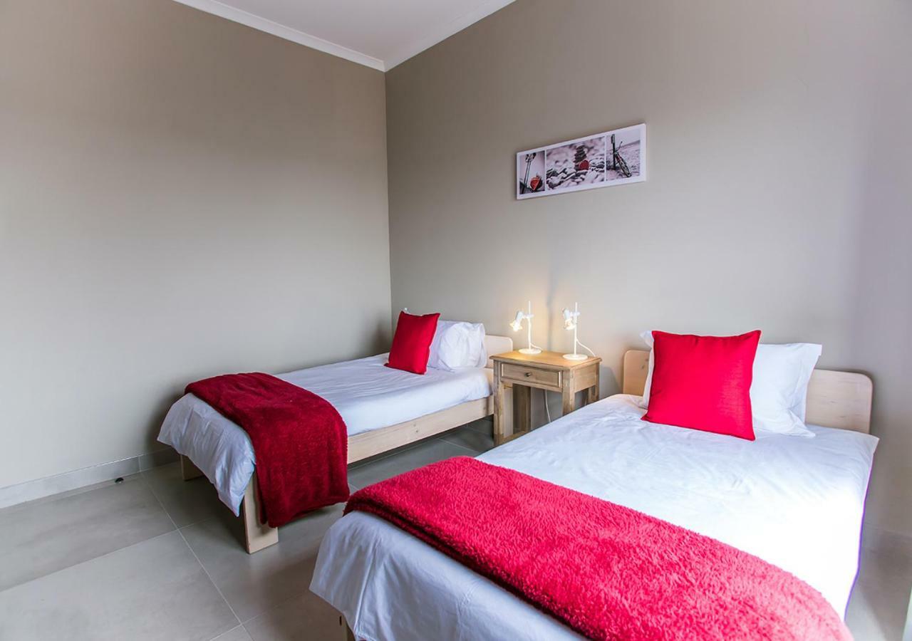 Hnt Atlantic Self Catering Apartment Swakopmund Exterior foto