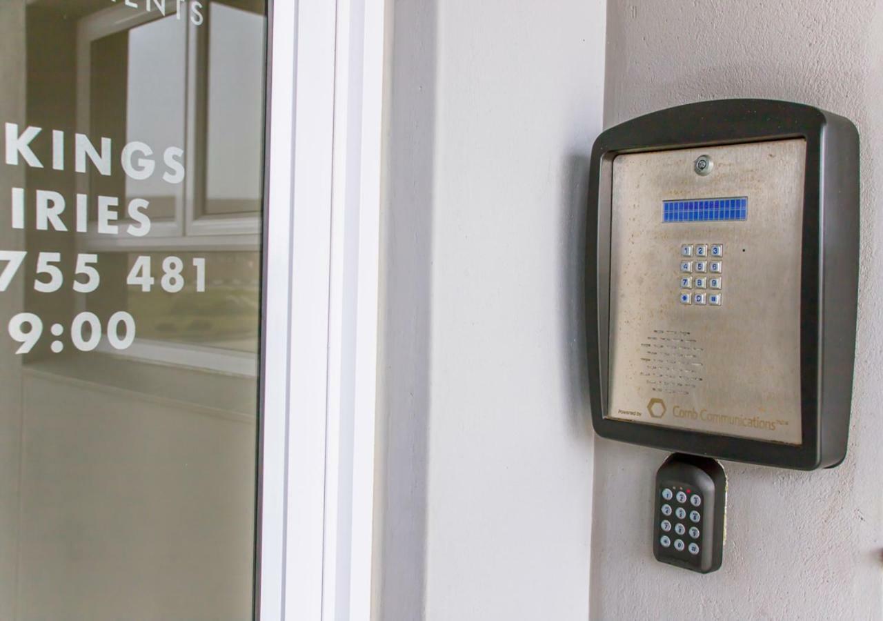 Hnt Atlantic Self Catering Apartment Swakopmund Exterior foto