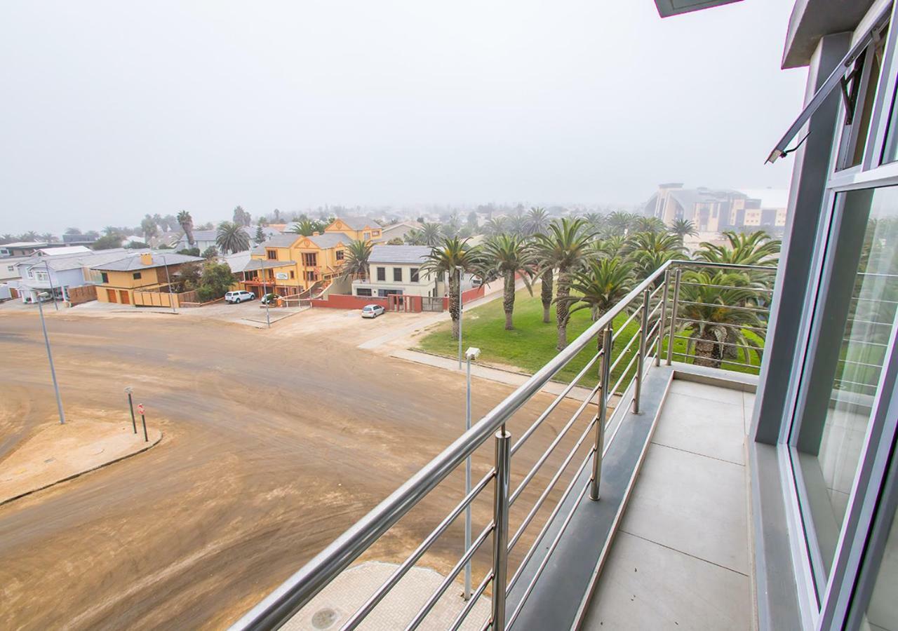 Hnt Atlantic Self Catering Apartment Swakopmund Exterior foto